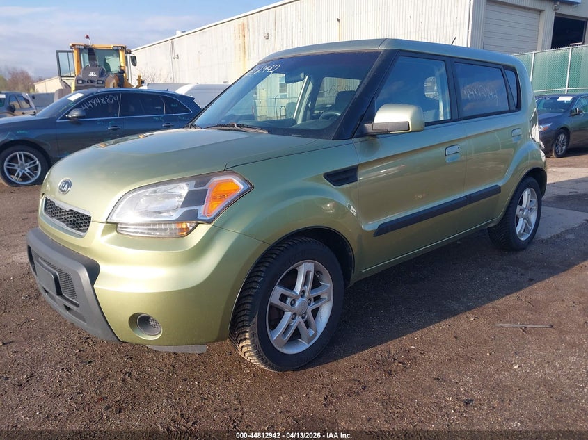 2010 Kia Soul VIN KNDJT2A23A7032280 IAAI salvage auction — TRANSMISSION, Clear (Indiana), sold $300 on 2026-07-07 (photo 2)