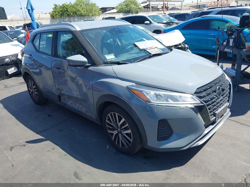2021 Nissan Kicks VIN 3N1CP5CV0ML538237 IAAI salvage auction — SIDE, Wait Title, sold $4,600 on 2026-07-24 (photo 1)