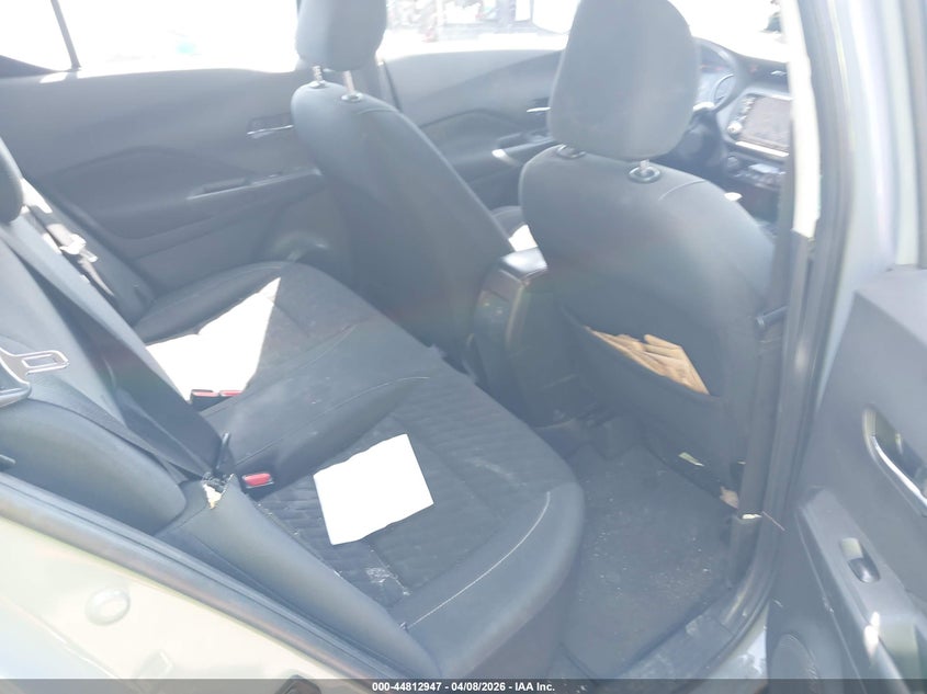2021 Nissan Kicks VIN 3N1CP5CV0ML538237 IAAI salvage auction — SIDE, Wait Title, sold $4,600 on 2026-07-24 (photo 8)