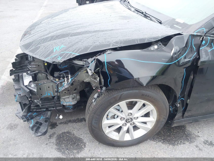 2025 Toyota Camry VIN 4T1DAACKXSU180791 IAAI salvage auction — FRONT END, Salvage Title, sold $11,100 on 2026-07-30 (photo 6)