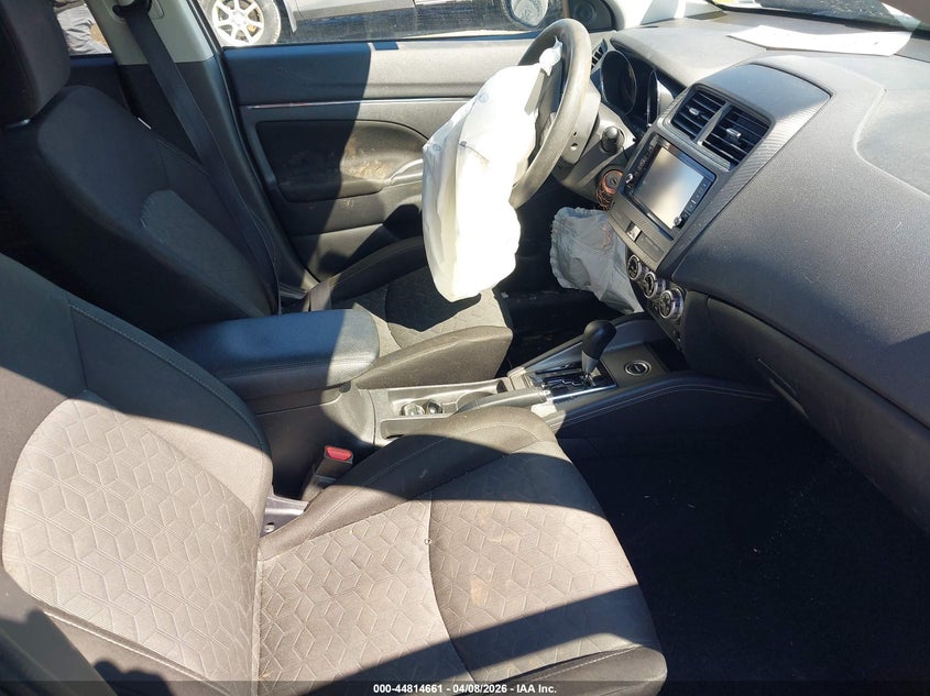 2020 Mitsubishi Outlander VIN JA4AR3AU2LU006824 IAAI salvage auction — FRONT END, Salvage Title, sold $2,575 on 2026-07-16 (photo 5)