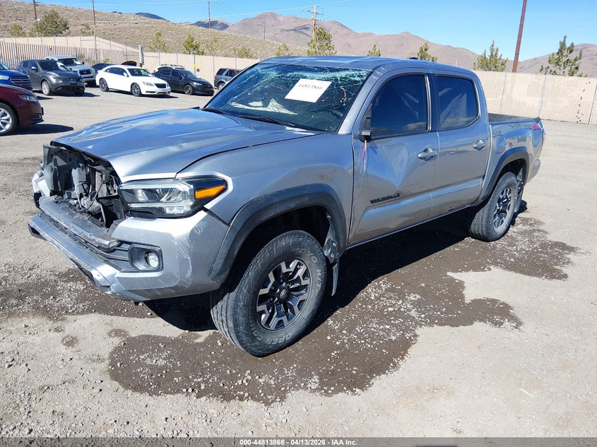 2021 Toyota Tacoma VIN 5TFCZ5AN6MX257428 IAAI salvage auction — ROLLOVER, Salvage (Nevada), sold $11,750 on 2026-07-10 (photo 2)
