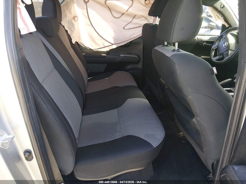 2021 Toyota Tacoma VIN 5TFCZ5AN6MX257428 IAAI salvage auction — ROLLOVER, Salvage (Nevada), sold $11,750 on 2026-07-10 (photo 8)