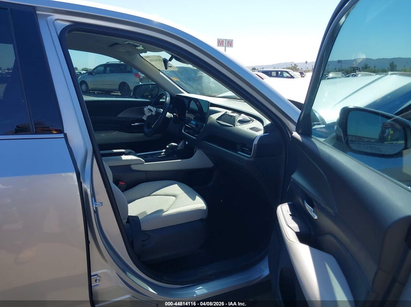 2025 Toyota Highlander VIN 5TDACAB50SS038077 IAAI salvage auction — FRONT END, Salvage Title, sold $15,150 on 2026-07-21 (photo 5)