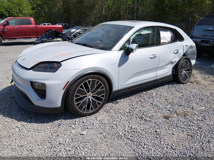 2024 Porsche Macan VIN WP1AA2XAXRL002020 IAAI salvage auction — SIDE, Clear (South Carolina), sold $24,600 on 2026-07-23 (photo 2)