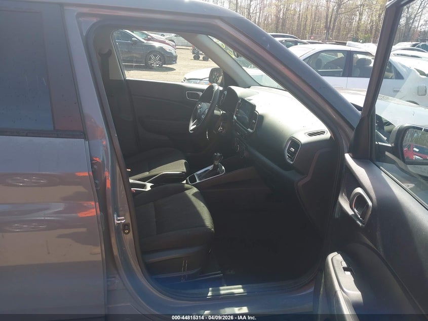 2021 Hyundai Venue VIN KMHRB8A3XMU112887 IAAI salvage auction — FRONT END, Salvage Title, sold $2,600 on 2026-09-09 (photo 5)