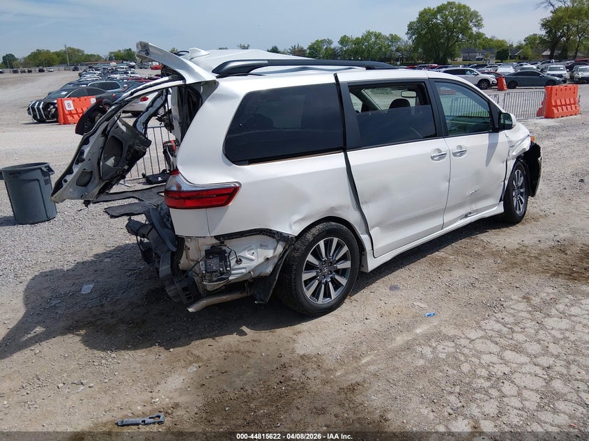 2020 Toyota Sienna VIN 5TDDZ3DC2LS242495 IAAI salvage auction — REAR END, Salvage Title, sold $350 on 2026-07-22 (photo 4)