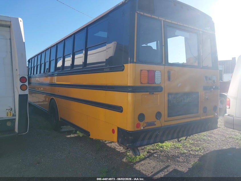 2021 Thomas Chassis VIN 4UZABRFB0MCMF0495 IAAI salvage auction — REAR END, Scrap (Michigan), sold $875 on 2026-07-09 (photo 3)