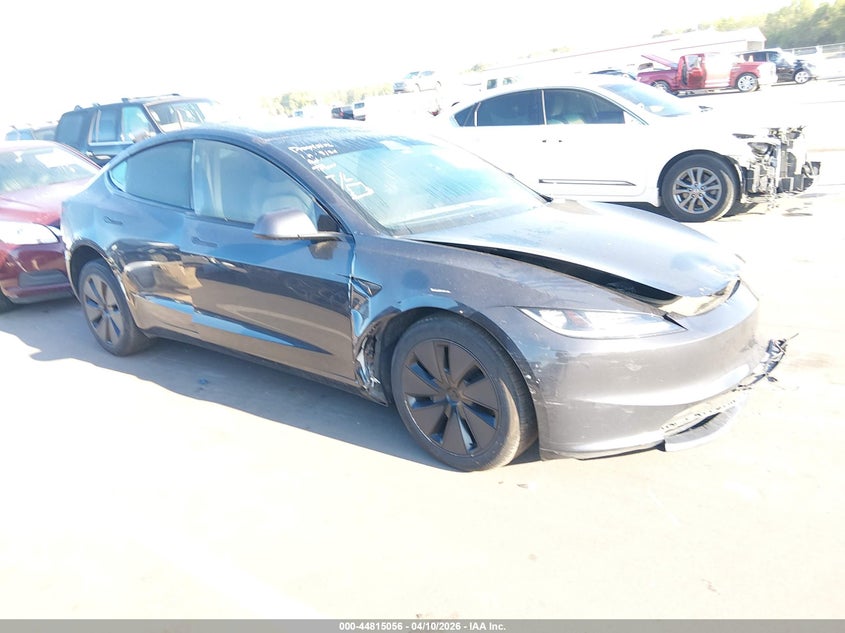 2025 Tesla Model 3 VIN 5YJ3E1EA9SF938265 IAAI salvage auction — LEFT FRONT, Salvage Title, sold $10,100 on 2026-07-16 (photo 1)