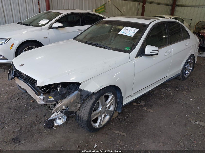 2011 Mercedes-benz C-klasse VIN WDDGF5EB8BA522334 IAAI salvage auction — FRONT & REAR, Clear (Virginia), sold $350 on 2026-08-20 (photo 2)