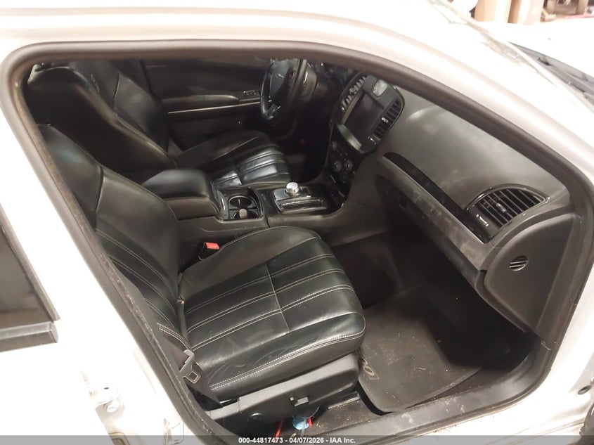 2017 Chrysler 300 VIN 2C3CCAGG9HH522036 IAAI salvage auction — RIGHT FRONT, Regular (South Dakota), sold $2,700 on 2026-07-11 (photo 5)