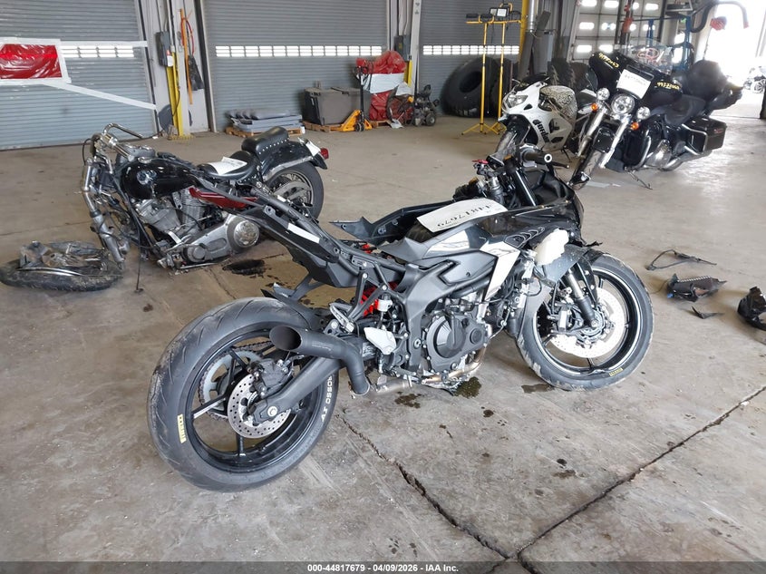 2024 Kawasaki Zx VIN ML5ZXCS13RDA24161 IAAI salvage auction — FRONT END, Salvage Title, sold $775 on 2026-07-22 (photo 4)