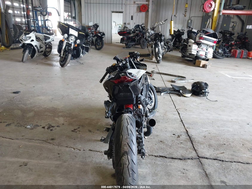2024 Kawasaki Zx VIN ML5ZXCS13RDA24161 IAAI salvage auction — FRONT END, Salvage Title, sold $775 on 2026-07-22 (photo 6)