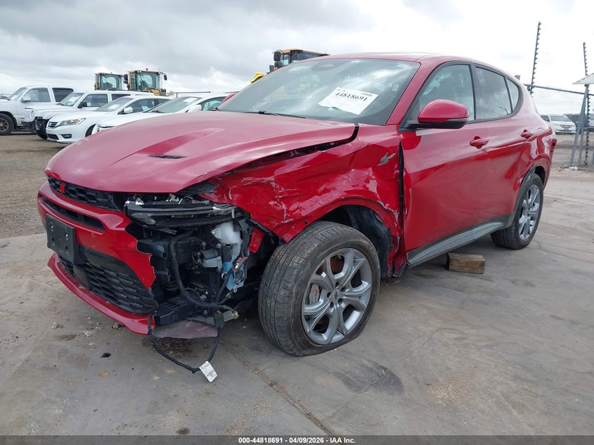 2024 Dodge Hornet VIN ZACPDFCWXR3A33558 IAAI salvage auction — LEFT FRONT, Salvage Title, sold $2,925 on 2026-07-07 (photo 2)