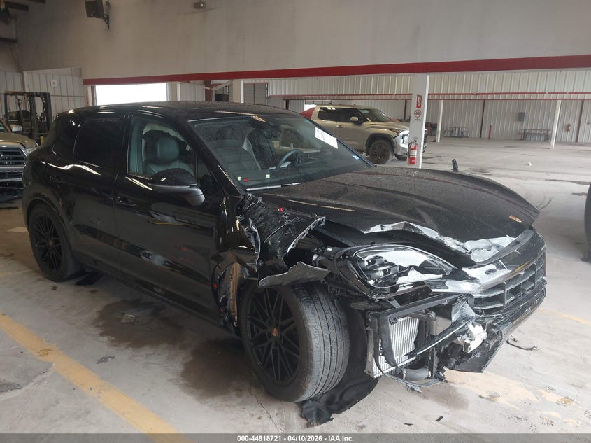 2026 Porsche Cayenne VIN WP1AA2AY3TDA00829 IAAI salvage auction — FRONT END, Original (Texas), sold $39,775 on 2026-07-06 (photo 1)