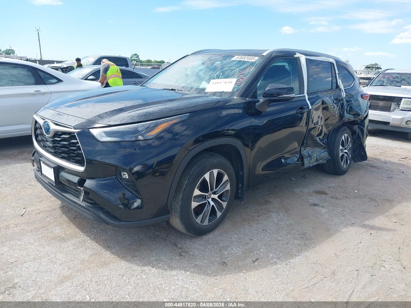 2023 Toyota Highlander VIN 5TDKARAHXPS520633 IAAI salvage auction — RIGHT SIDE, Original (Texas), sold $12,850 on 2026-07-21 (photo 2)