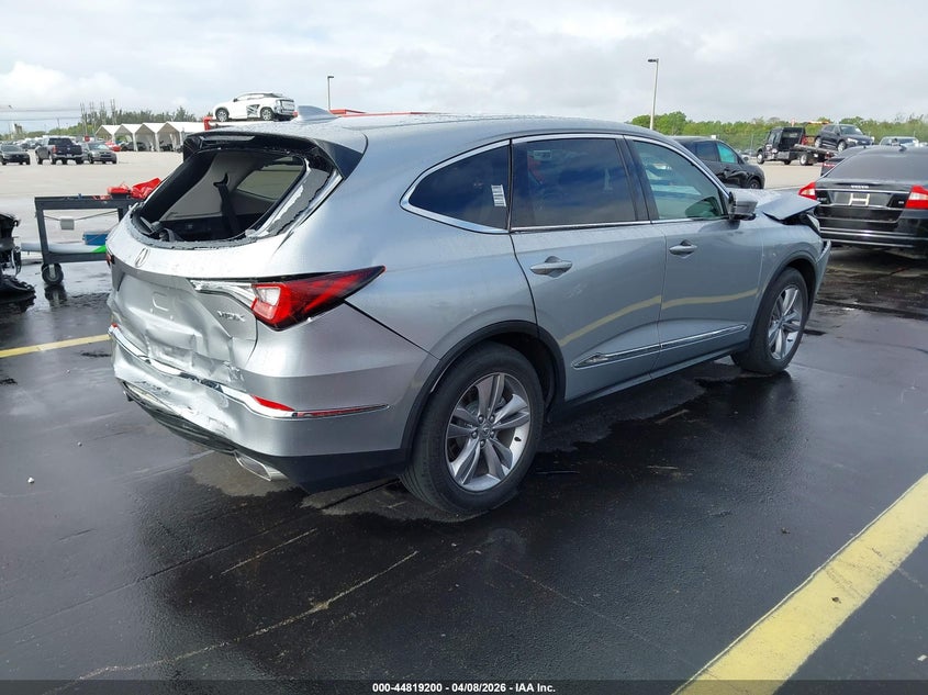 2023 Acura Mdx VIN 5J8YE1H34PL044554 IAAI salvage auction — REAR END, Rebuildable (Florida), sold $10,200 on 2026-08-28 (photo 4)