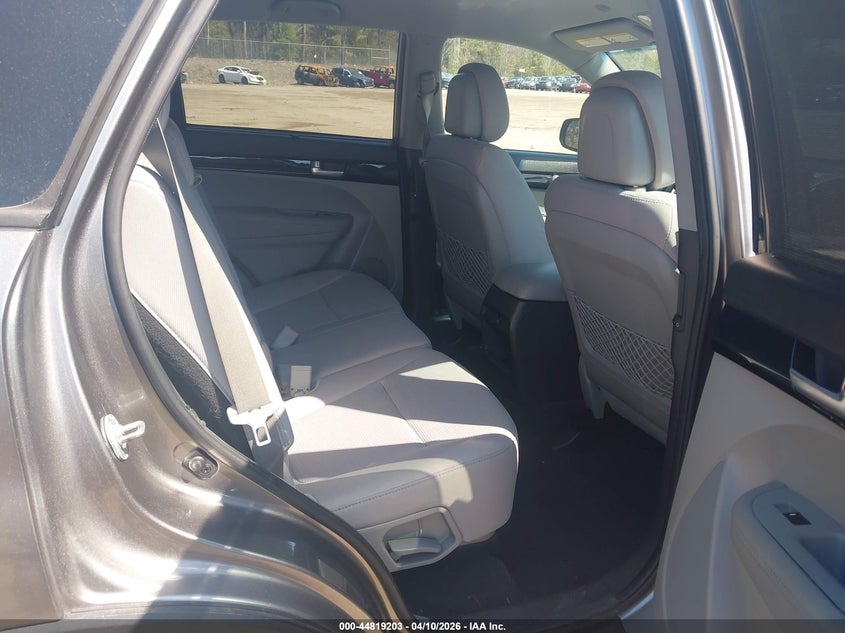 2015 Kia Sorento VIN 5XYKTDA65FG554700 IAAI salvage auction — FRONT END, Salvage Title, sold $850 on 2026-07-10 (photo 8)