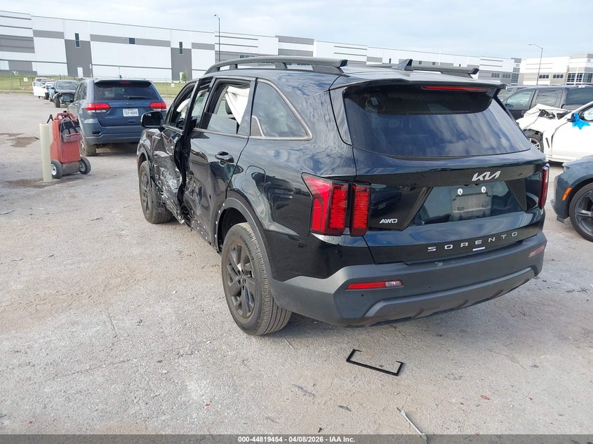 2022 Kia Sorento VIN 5XYRLDLC7NG097033 IAAI salvage auction — LEFT SIDE, Salvage Title, sold $7,050 on 2026-07-07 (photo 3)