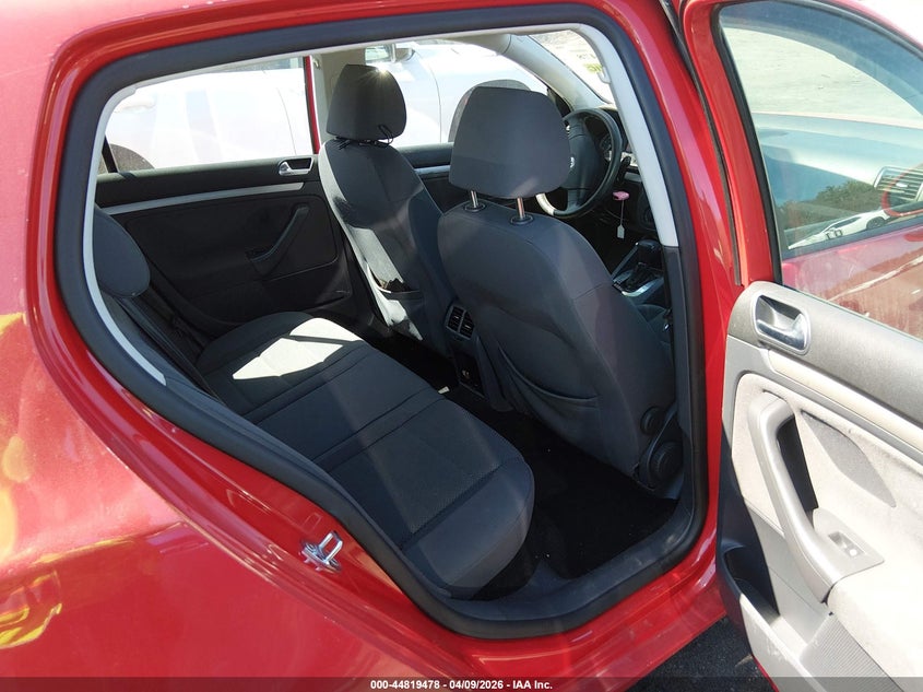 2008 Volkswagen Golf VIN WVWDA91K08W156194 IAAI salvage auction — FRONT END, Salvage (Rhode Island), sold $250 on 2026-07-07 (photo 8)