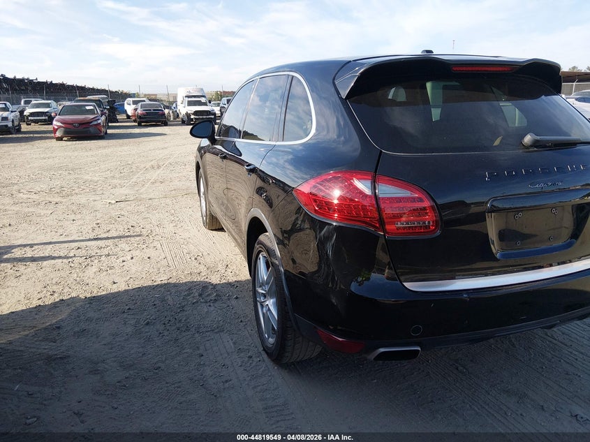 2011 Porsche Cayenne VIN WP1AA2A25BLA08771 IAAI salvage auction — LEFT SIDE, Salvage (Texas), sold $1,350 on 2026-07-10 (photo 3)