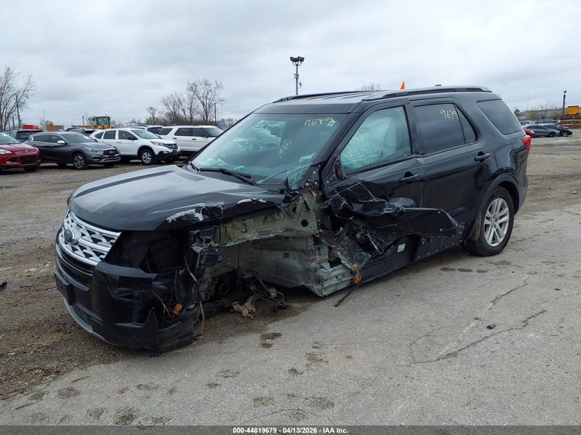 2019 Ford Explorer VIN 1FM5K8D83KGA15418 IAAI salvage auction — LEFT SIDE, Salvage (Illinois), sold $950 on 2026-08-03 (photo 2)