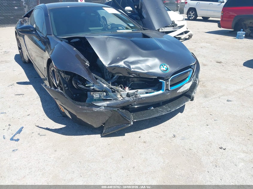2014 BMW I8 VIN WBY2Z2C52EVX64572 IAAI salvage auction — RIGHT FRONT, Original (Texas), sold $18,100 on 2026-07-14 (photo 6)