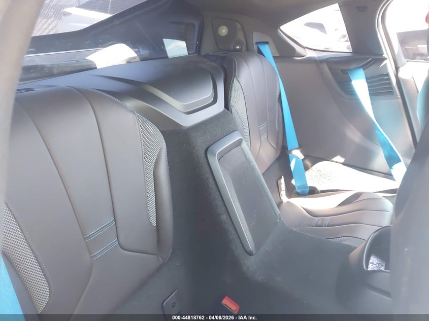 2014 BMW I8 VIN WBY2Z2C52EVX64572 IAAI salvage auction — RIGHT FRONT, Original (Texas), sold $18,100 on 2026-07-14 (photo 8)