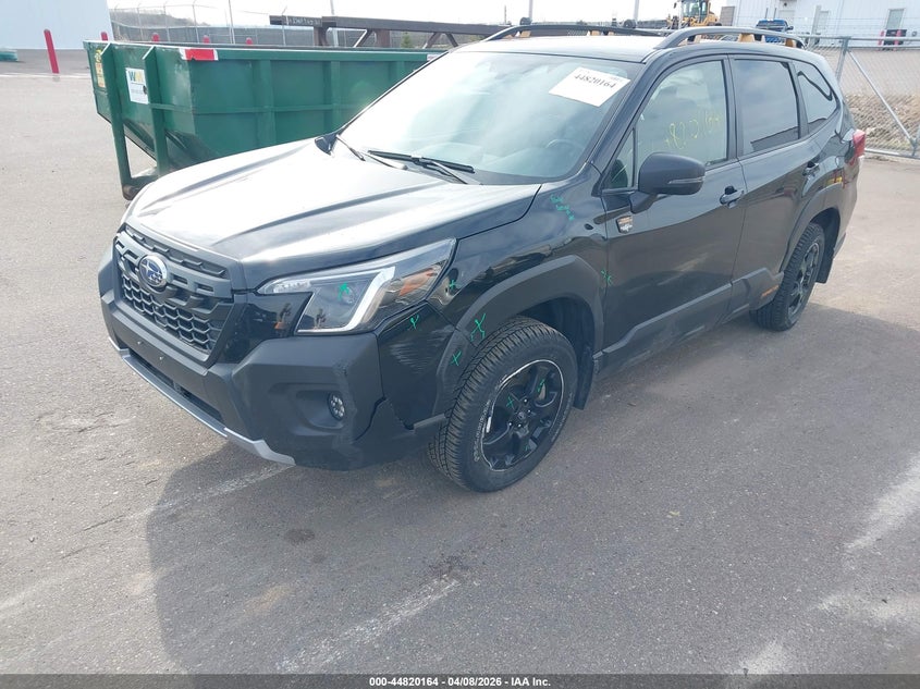 2025 Subaru Forester VIN JF2SKAHC0SH401352 IAAI salvage auction — FRONT & REAR, Salvage (Minnesota), sold $9,500 on 2026-07-09 (photo 6)