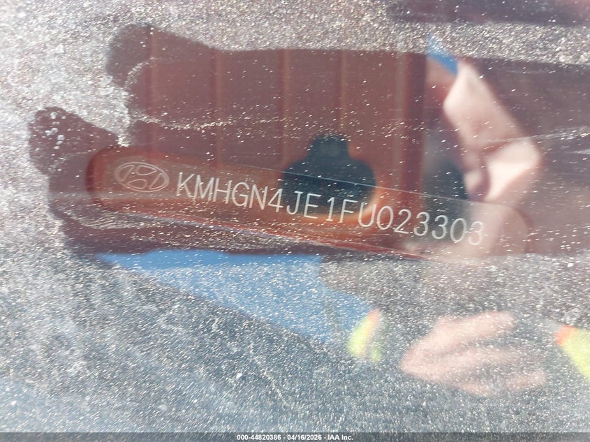 2015 Hyundai Genesis VIN KMHGN4JE1FU023303 IAAI salvage auction — LEFT SIDE, Wait Title, sold $650 on 2026-07-14 (photo 9)