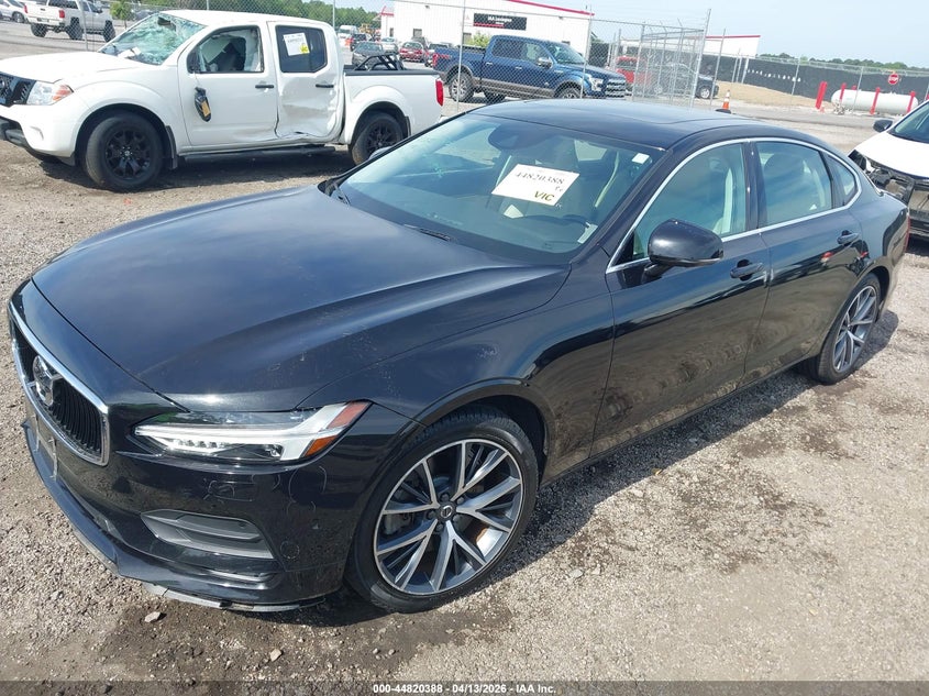 2018 Volvo S90 VIN LVY992MK0JP027494 IAAI salvage auction — FRONT END, Salvage Title, sold $7,500 on 2026-07-08 (photo 2)