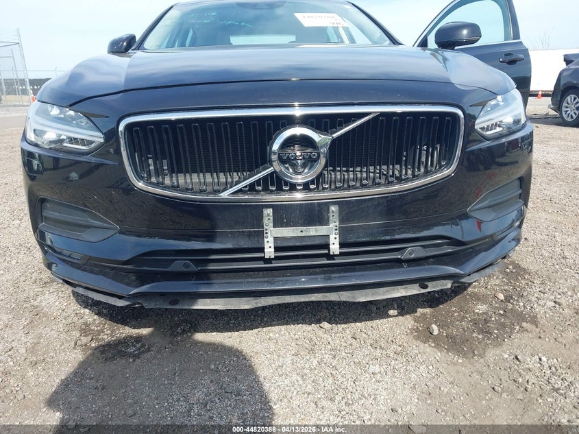 2018 Volvo S90 VIN LVY992MK0JP027494 IAAI salvage auction — FRONT END, Salvage Title, sold $7,500 on 2026-07-08 (photo 6)