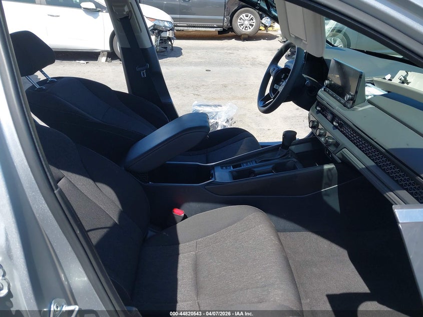 2024 Honda Accord VIN 1HGCY1F33RA077077 IAAI salvage auction — THEFT, Salvage Title, sold $4,025 on 2026-07-09 (photo 5)