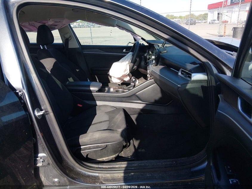 2022 Kia K5 VIN 5XXG14J29NG147717 IAAI salvage auction — LEFT FRONT, Salvage Title, sold $1,900 on 2026-07-22 (photo 5)