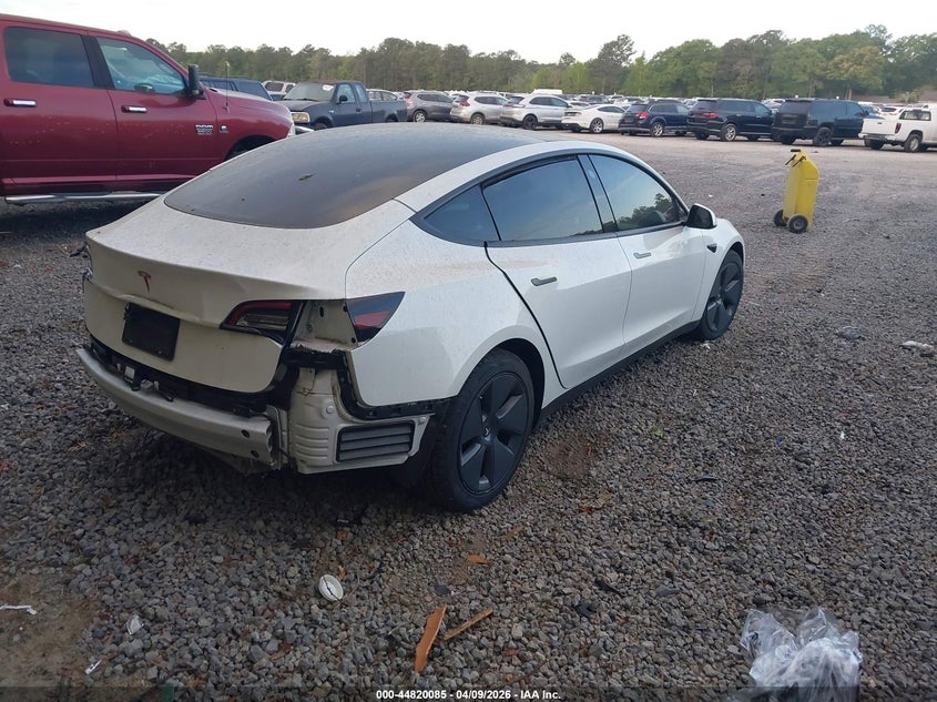 2023 Tesla Model 3 VIN 5YJ3E1EA0PF483474 IAAI salvage auction — REAR END, Salvage (South Carolina), sold $8,600 on 2026-07-19 (photo 4)