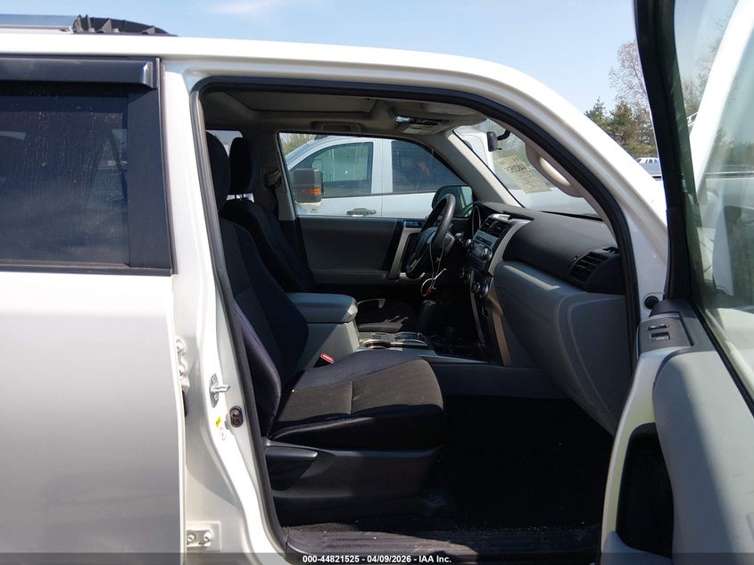 2010 Toyota 4runner VIN JTEBU5JR9A5009416 IAAI salvage auction — LEFT SIDE, Salvage (Ohio), sold $8,300 on 2026-07-16 (photo 5)