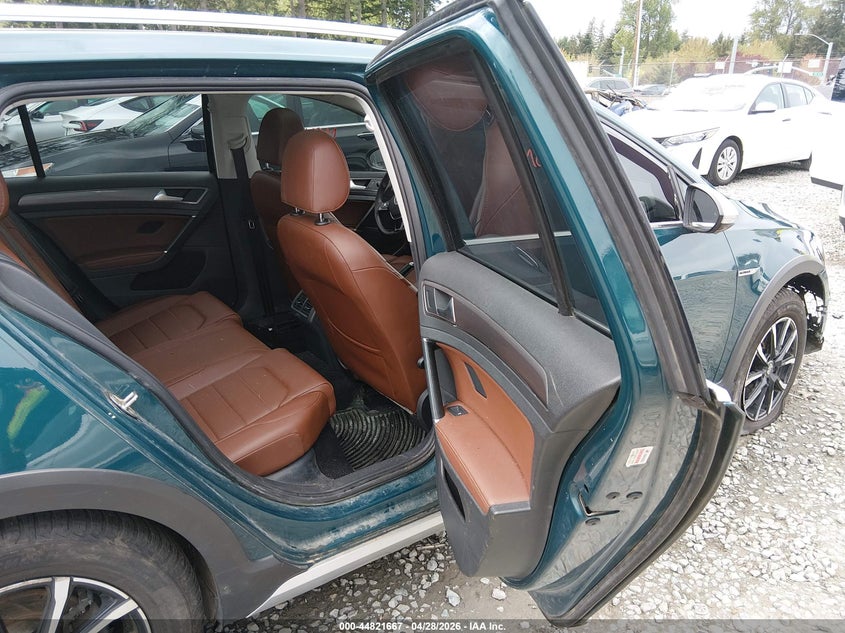 2019 Volkswagen Golf VIN 3VWH17AU1KM506685 IAAI salvage auction — FRONT END, Salvage Title, sold $2,650 on 2026-07-24 (photo 8)