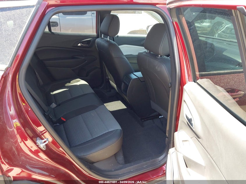 2024 Chevrolet Trax VIN KL77LHE28RC242137 IAAI salvage auction — FRONT END, Original (Texas), sold $25 on 2026-07-28 (photo 8)