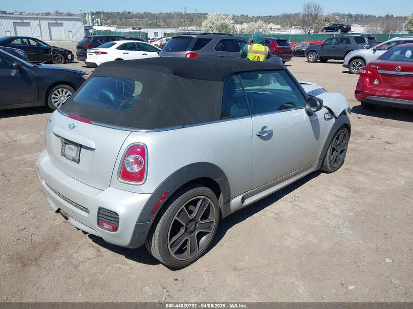 2014 Mini Convertible VIN WMWMR9C56ET499473 IAAI salvage auction — FRONT END, Salvage Title, sold $1,275 on 2026-07-10 (photo 4)