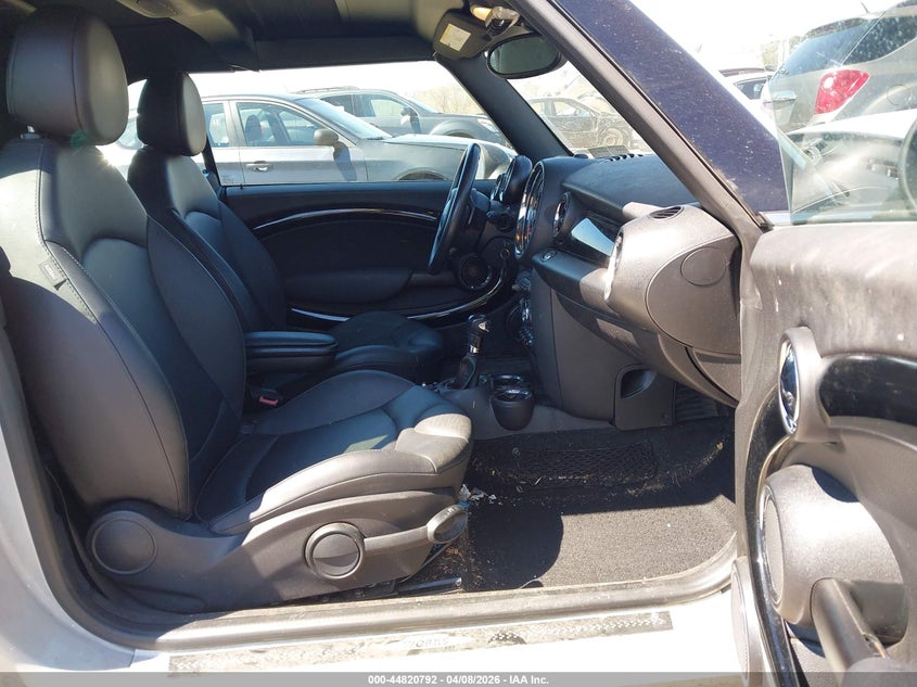 2014 Mini Convertible VIN WMWMR9C56ET499473 IAAI salvage auction — FRONT END, Salvage Title, sold $1,275 on 2026-07-10 (photo 5)