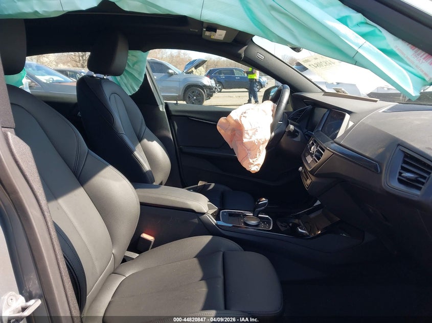 2024 BMW 2er VIN WBA73AK06R7N74614 IAAI salvage auction — FRONT END, Salvage (New Jersey), sold $4,300 on 2026-08-17 (photo 5)