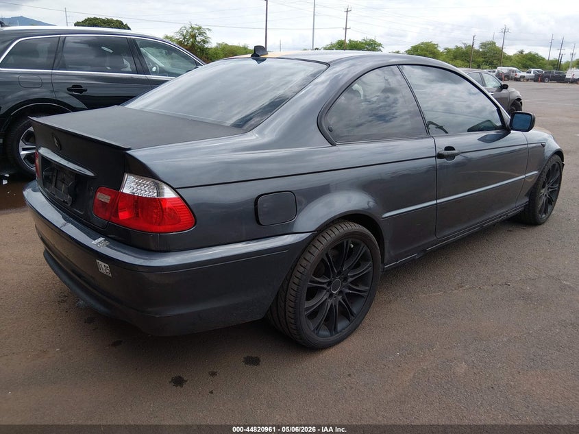 2006 BMW 3er VIN WBABD53436PL18359 IAAI salvage auction — SIDE, Salvage (Hawaii), sold $1,925 on 2026-08-18 (photo 4)