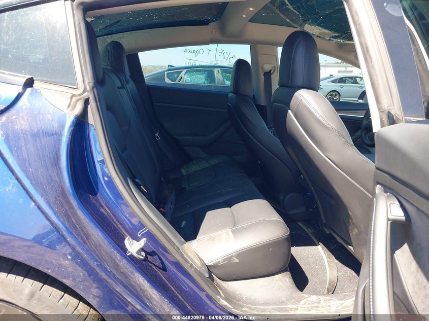 2022 Tesla Model 3 VIN 5YJ3E1EC4NF320597 IAAI salvage auction — ROOF, Salvage (Pennsylvania), sold $7,950 on 2026-07-16 (photo 8)