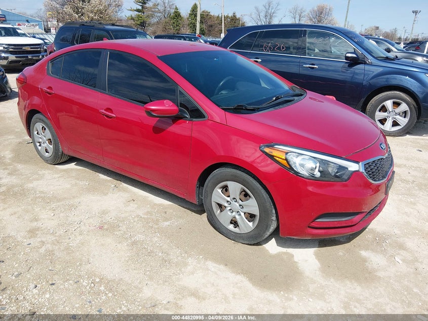 2016 Kia Forte VIN KNAFK4A65G5554241 IAAI salvage auction — REAR END, Salvage (Illinois), sold $25 on 2026-07-28 (photo 1)