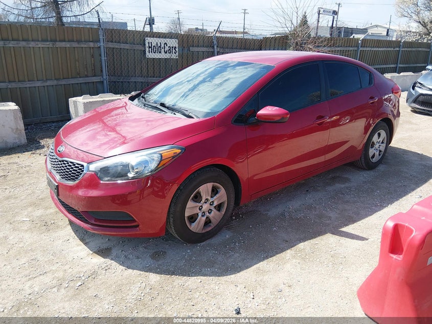 2016 Kia Forte VIN KNAFK4A65G5554241 IAAI salvage auction — REAR END, Salvage (Illinois), sold $25 on 2026-07-28 (photo 2)