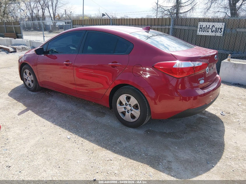 2016 Kia Forte VIN KNAFK4A65G5554241 IAAI salvage auction — REAR END, Salvage (Illinois), sold $25 on 2026-07-28 (photo 3)