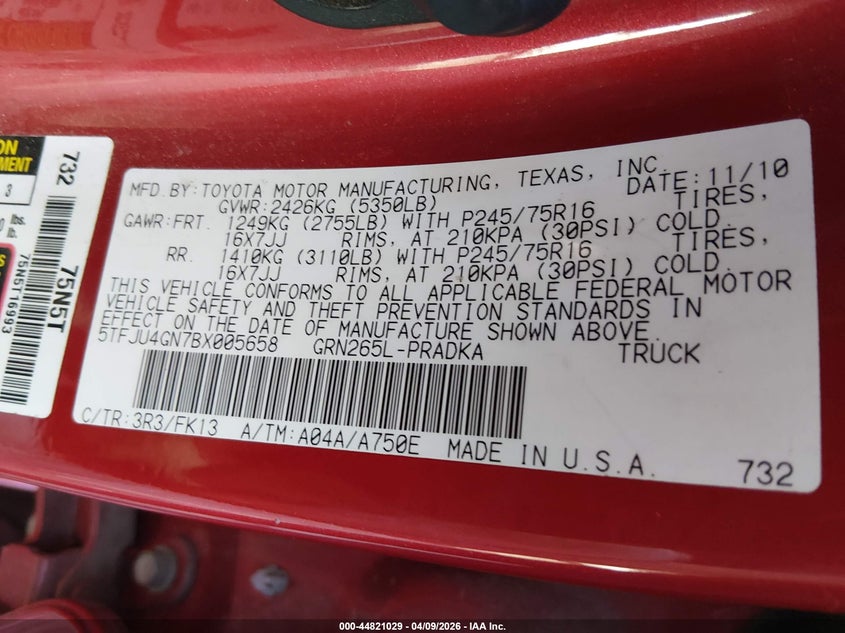 2011 Toyota Tacoma VIN 5TFJU4GN7BX005658 IAAI salvage auction — RIGHT SIDE, Salvage (Mississippi), sold $3,200 on 2026-07-15 (photo 9)