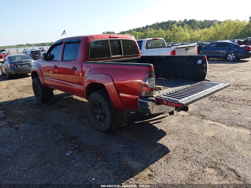 2011 Toyota Tacoma VIN 5TFJU4GN7BX005658 IAAI salvage auction — RIGHT SIDE, Salvage (Mississippi), sold $3,200 on 2026-07-15 (photo 3)