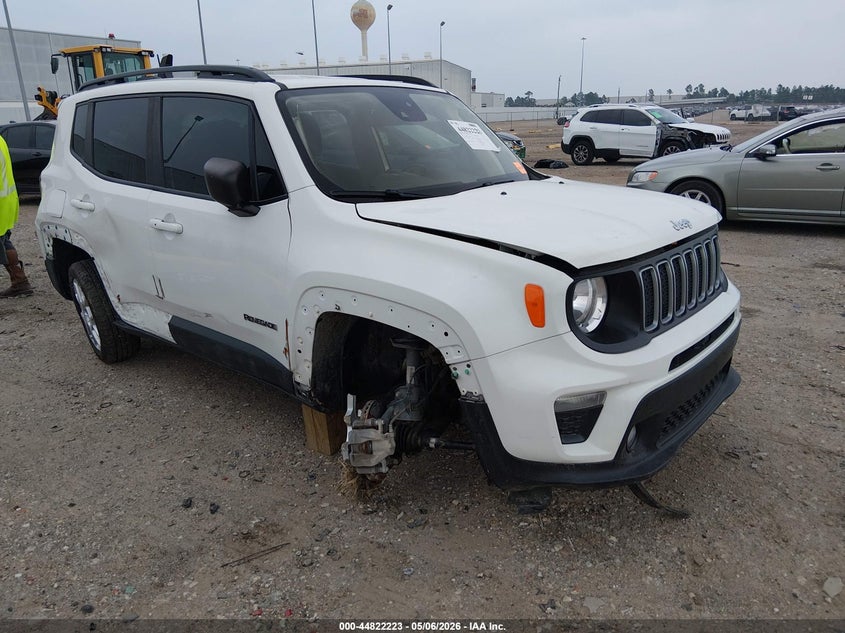 2022 Jeep Renegade VIN ZACNJDB1XNPN47615 IAAI salvage auction — RIGHT SIDE, Salvage (Texas), sold $3,225 on 2026-08-13 (photo 1)