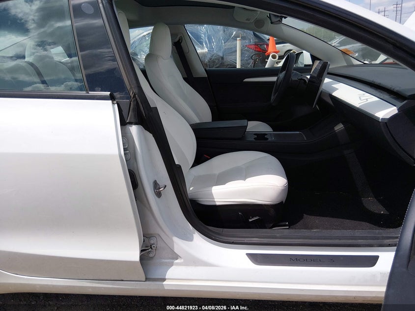 2023 Tesla Model 3 VIN 5YJ3E1EA0PF585471 IAAI salvage auction — FRONT END, Original (Texas), sold $9,000 on 2026-07-24 (photo 5)